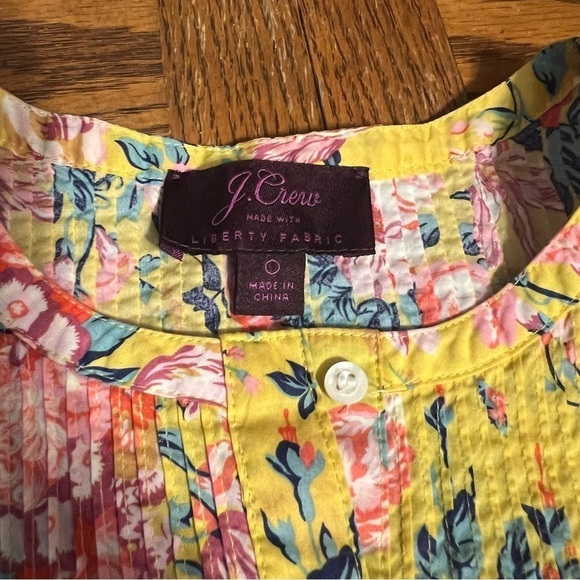 J. Crew Liberty Fabric Magical Bouquet Classic Popover Top in Yellow Floral Sz 0 - Picture 8 of 14